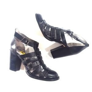 Seychelles black gladiator shoes size 9